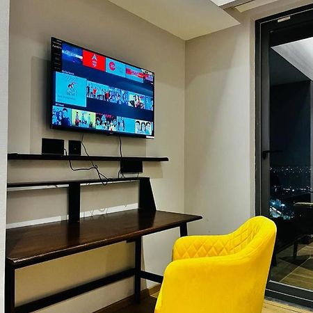 Luxe Apartment By Hey Studio'S ガーズィヤーバード エクステリア 写真
