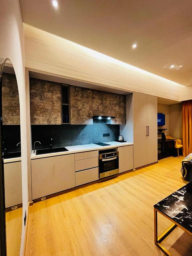 Luxe Apartment By Hey Studio'S ガーズィヤーバード エクステリア 写真